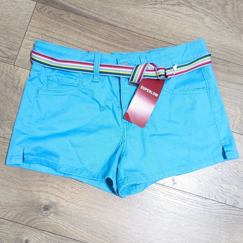 NWT Levi’s Superlow Shorts light blue Juniors size 5